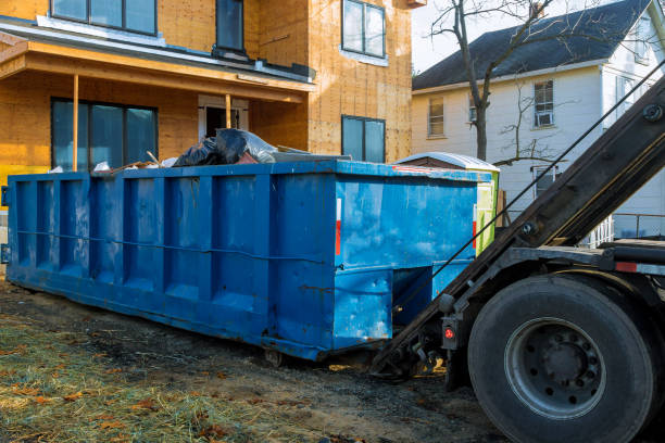 Best Construction Debris Removal  in East Bethel, MN